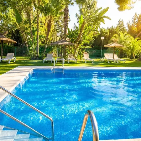 Cozy Near Puerto Banus * ماربيا